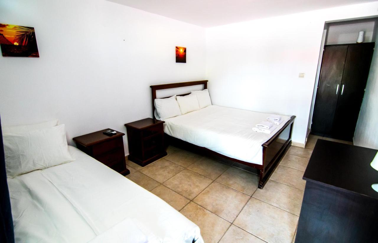 Famagusta Hotell Vama Veche Eksteriør bilde