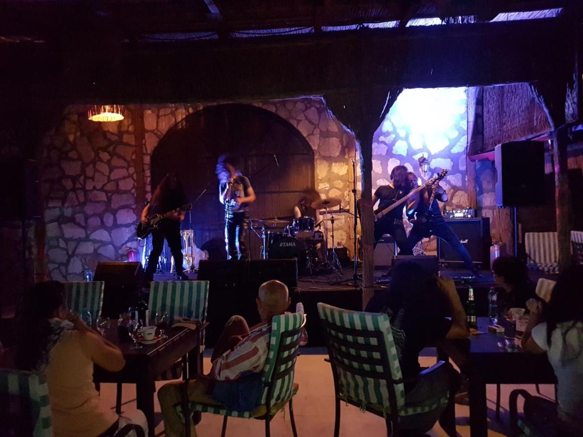 Famagusta Hotell Vama Veche Eksteriør bilde