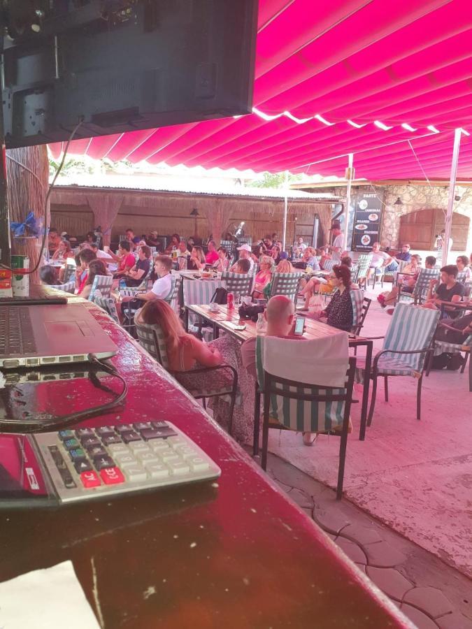 Famagusta Hotell Vama Veche Eksteriør bilde